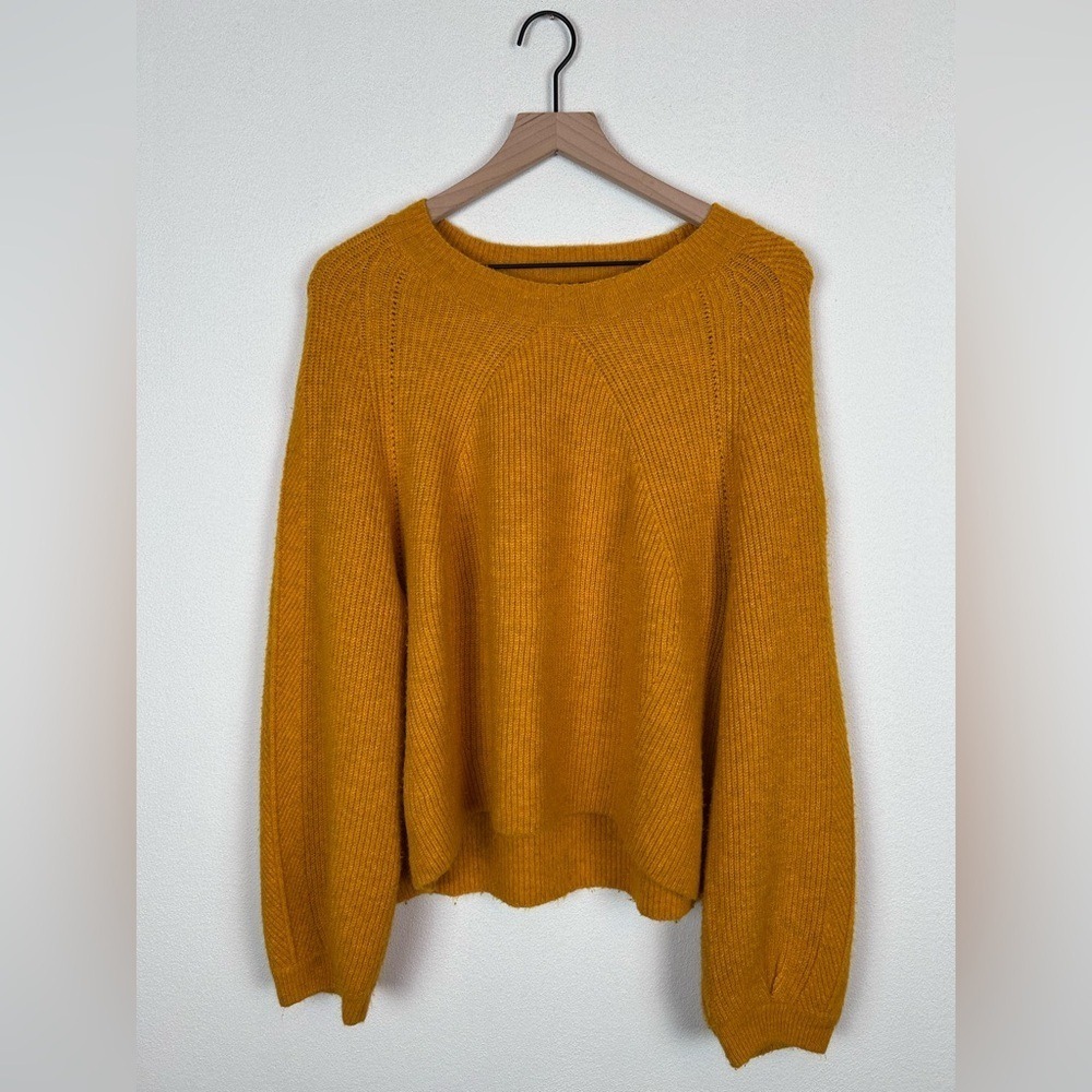 Topshop Crewneck Pullover Gold Knit Sweater Size 10